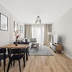 Marina Primore Elegance By Praia Apartments Close To Ergo Arena & Beach
